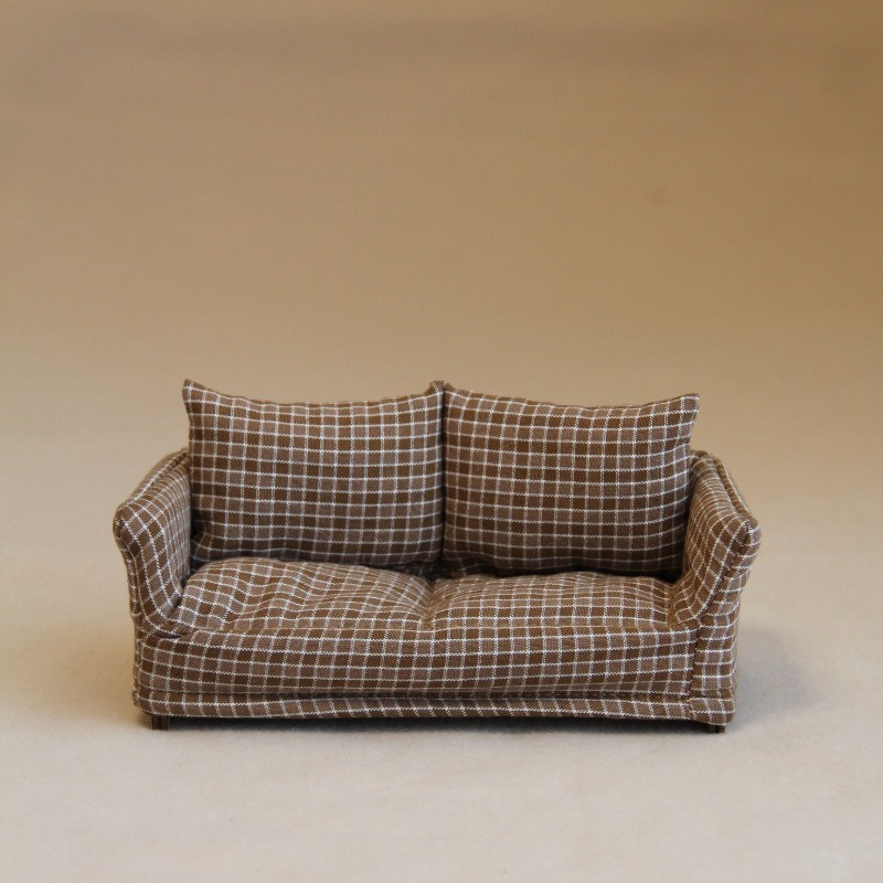 Vintage Miniature Sofa Plaid F - đánh giá và giá Audio Music Live